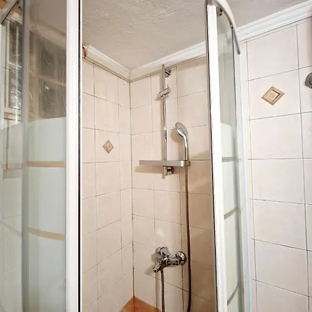 Ariel's House In Apartment *