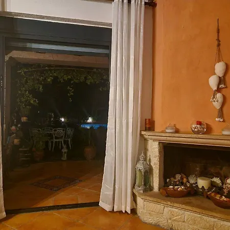 Ariel's House In Apartment *
