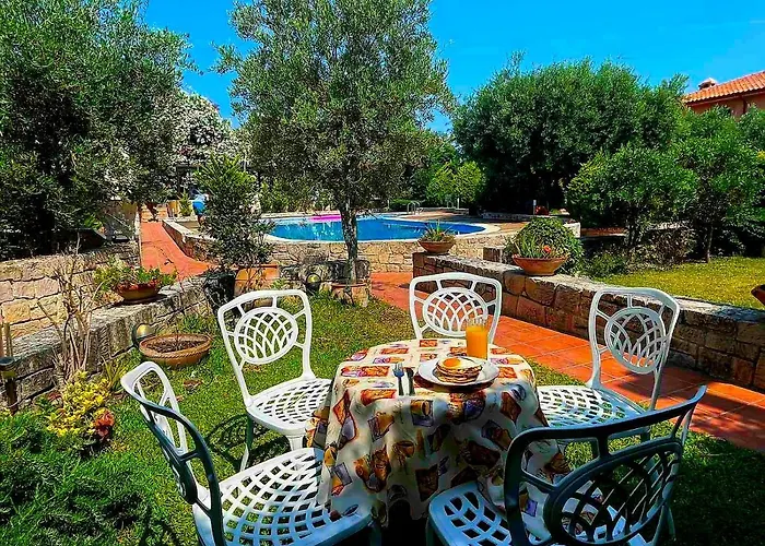 Ariel's House In Pefkochori